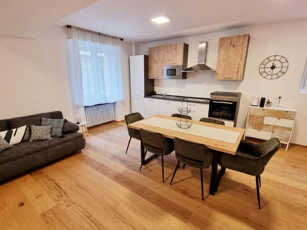 بولزانو Apartment Palermo - Very Cosy, Calm And Close To The City Centre المظهر الخارجي الصورة
